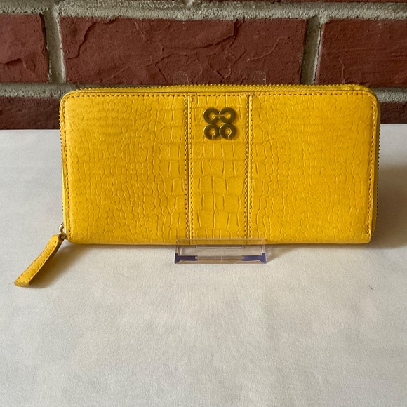 NEW Coach Accordion Embossed Snakeskin Yellow Leather Zip Wallet NWOT - Picture 15 of 15